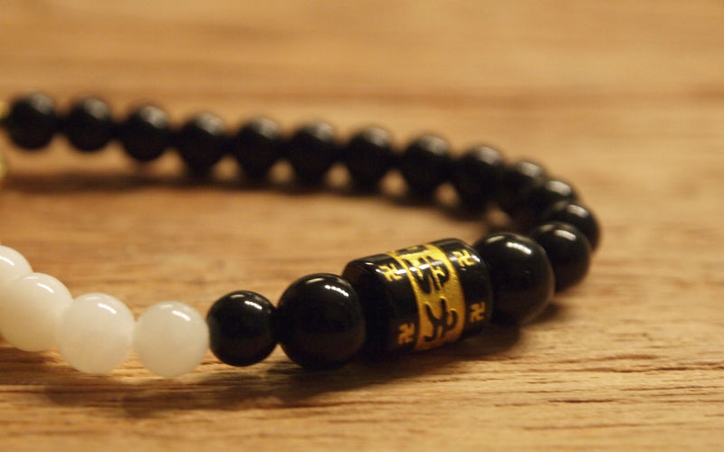 Believe Collection - Prayer Bead with Riverstone and Onyx